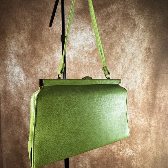 verdi Handbags - Vintage 60s Pistachio Green Frame Handbag Retro Kelly Style Top Handle